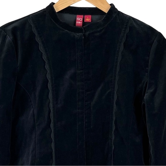 Y2K SO Black Velvet Peplum Blazer Jacket Size Large - Picture 3 of 11